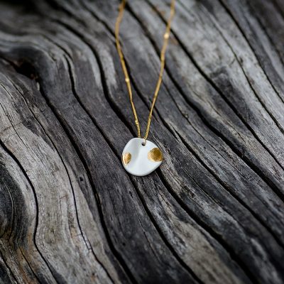 072